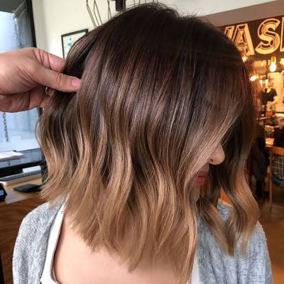 Collarbone Angled Bob Dark Brown Caramel Ombre Collarbone Angled Bob Dark Brown Caramel Ombre — Classy Dark Brown Hair with Caramel