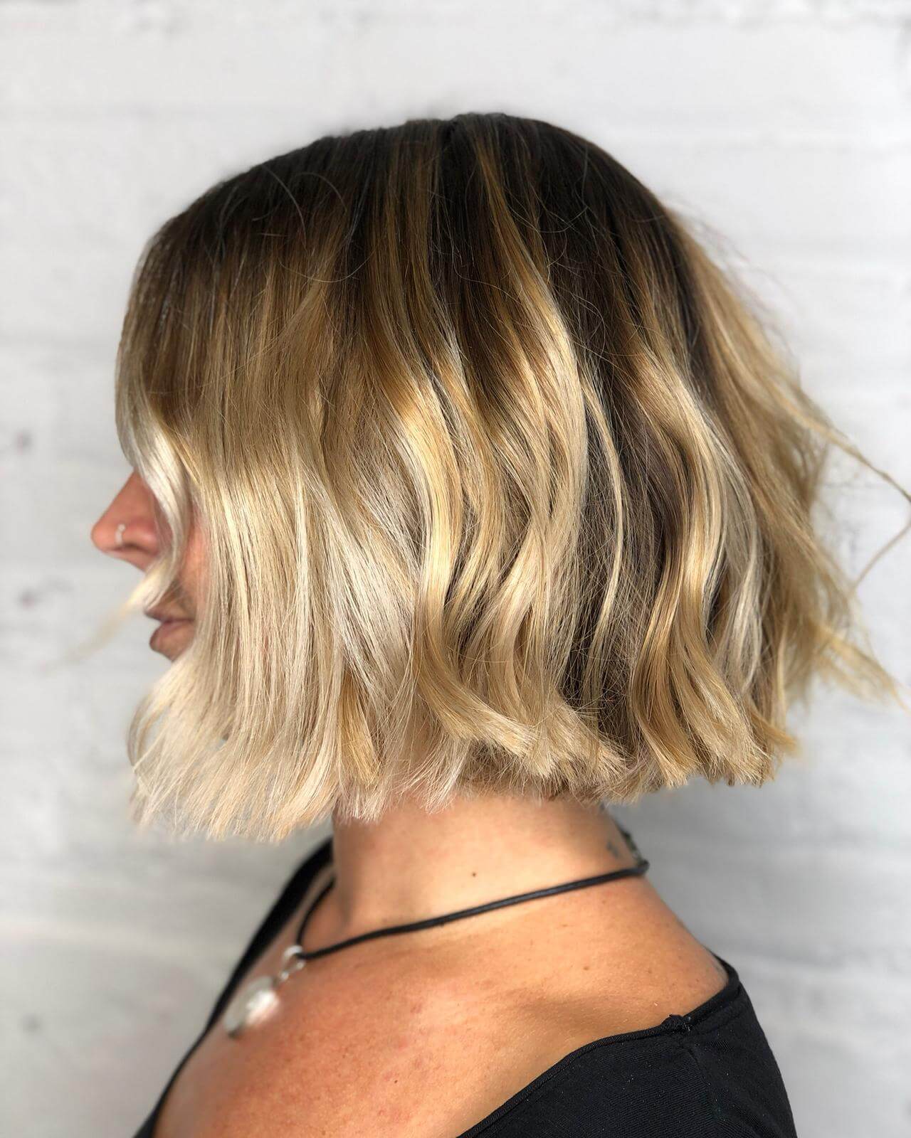 Dark Blonde Bob With Subtle Waves Dark Blonde Bob With Subtle Waves — Classy Edgy Haircuts