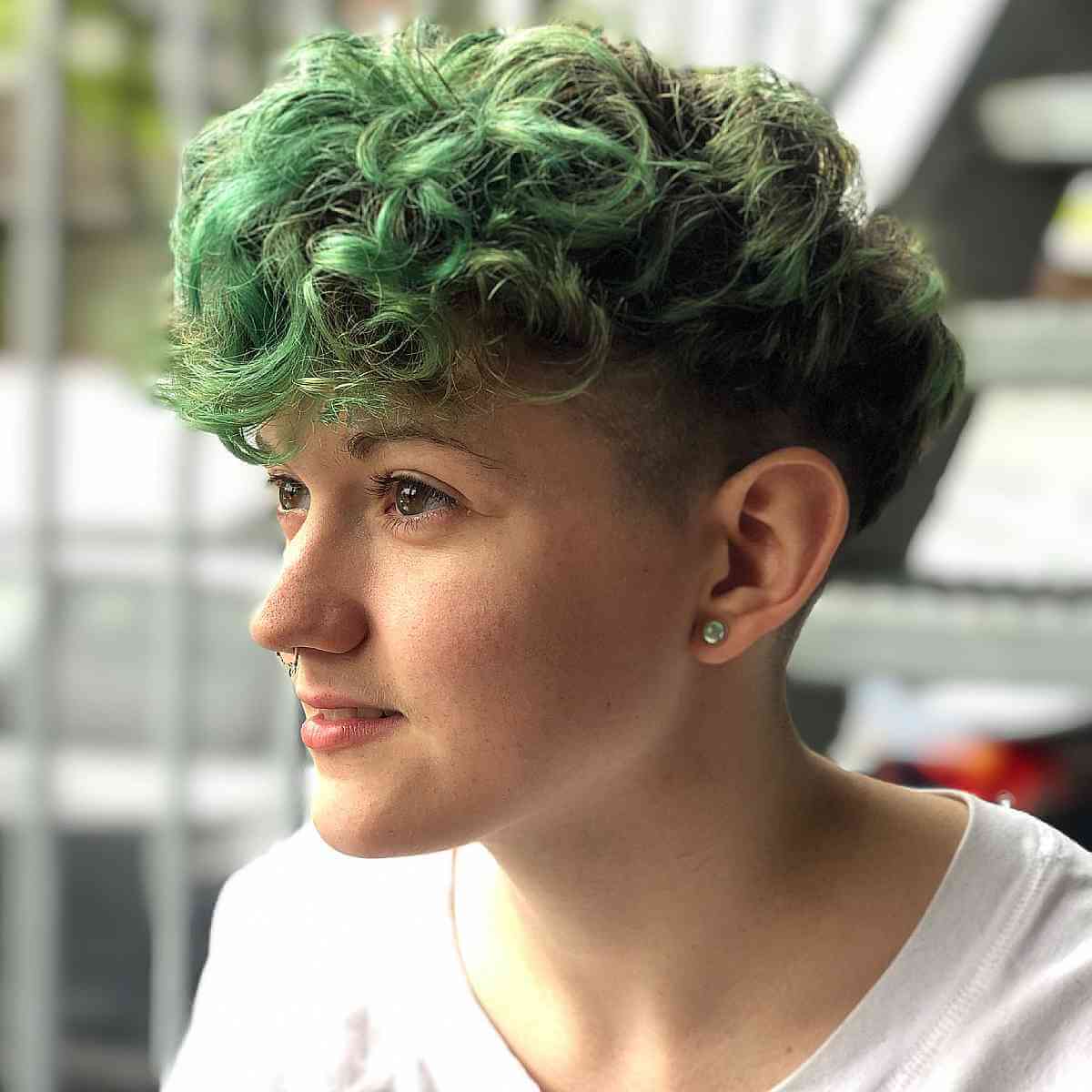 Green Undercut Pixie With Spiky Bangs and Ending At The Ear Green Undercut Pixie With Spiky Bangs and Ending At The Ear — Classy Edgy Haircuts