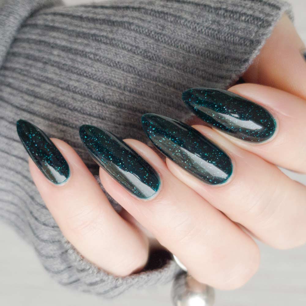 Long Coffin Dark Emerald Green Subtle Shimmer Long Coffin Dark Emerald Green Subtle Shimmer — Classy Emerald Green Nails