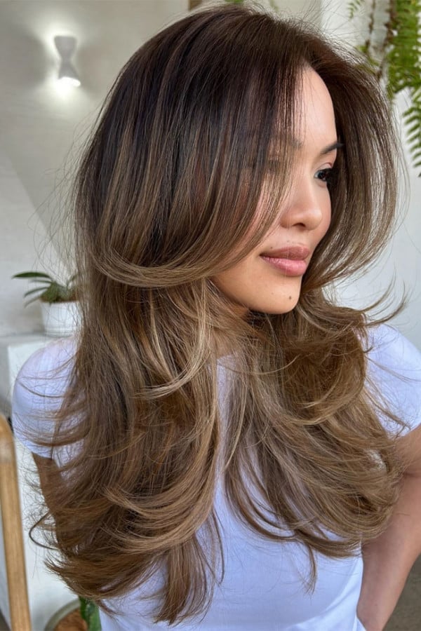 Mid-Back Wavy Hair With Soft Layers Mid-Back Wavy Hair With Soft Layers — Classy Face Framing Layers