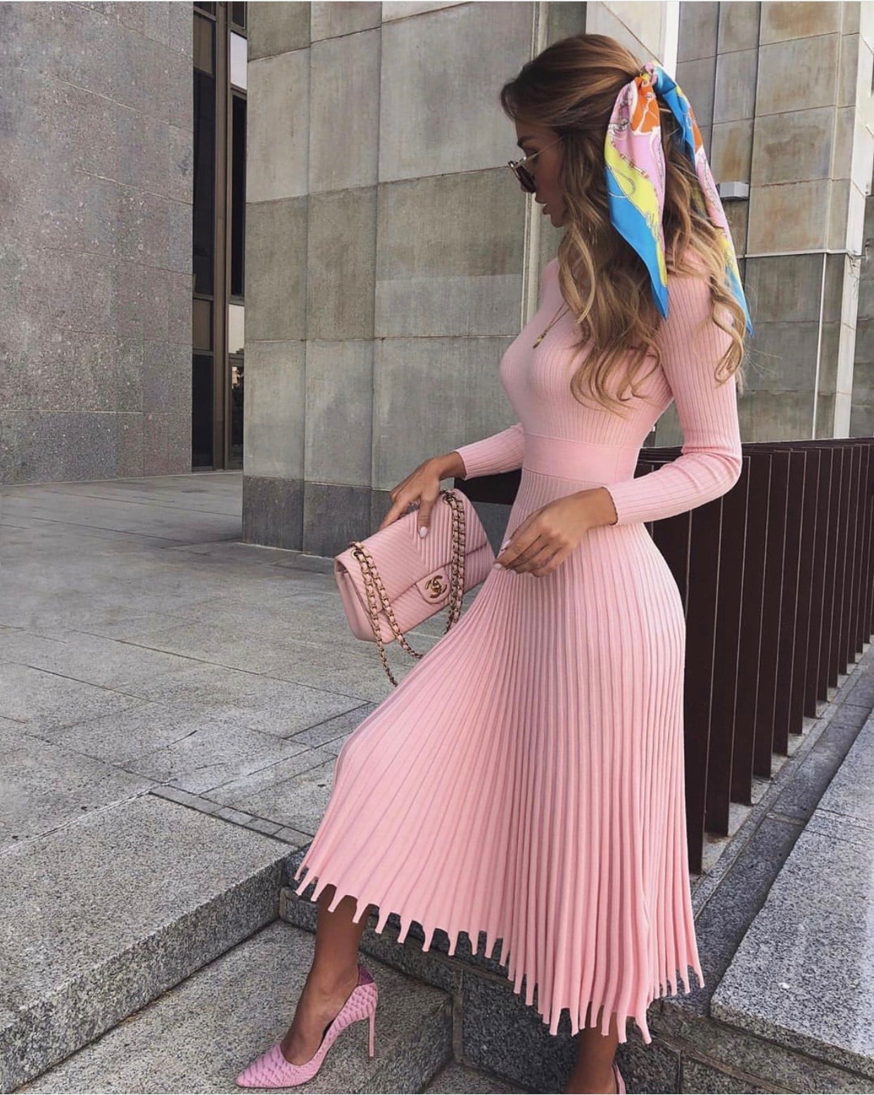 Pink Ribbed Knit Midi Dress with Pleated Hem for a Date Pink Ribbed Knit Midi Dress with Pleated Hem for a Date — Classy First Date Outfits
