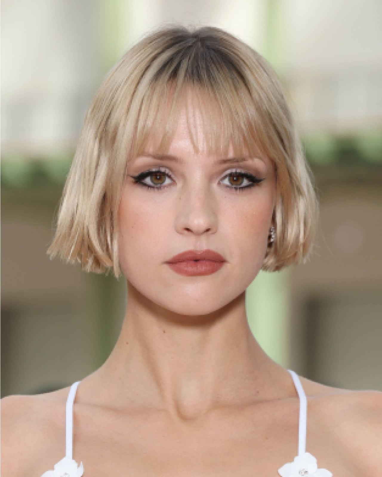 Ash Blonde Bob With Middle Part Blunt Bangs — Classy French Bob