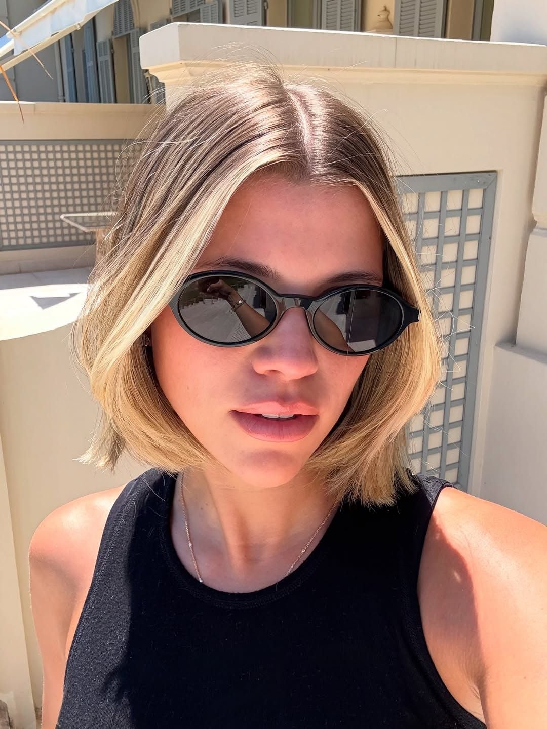 Blonde Bob With Root Shadow Blonde Bob With Root Shadow — Classy French Bob Haircut