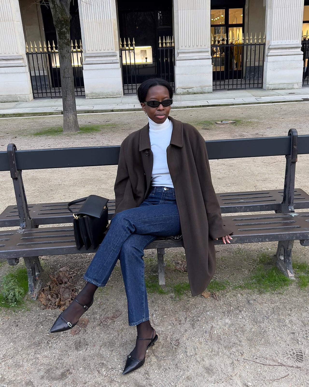 Dark Blue Straight Leg Jeans With Oversized Coat Dark Blue Straight Leg Jeans With Oversized Coat — Classy Going Out Outfits Jeans