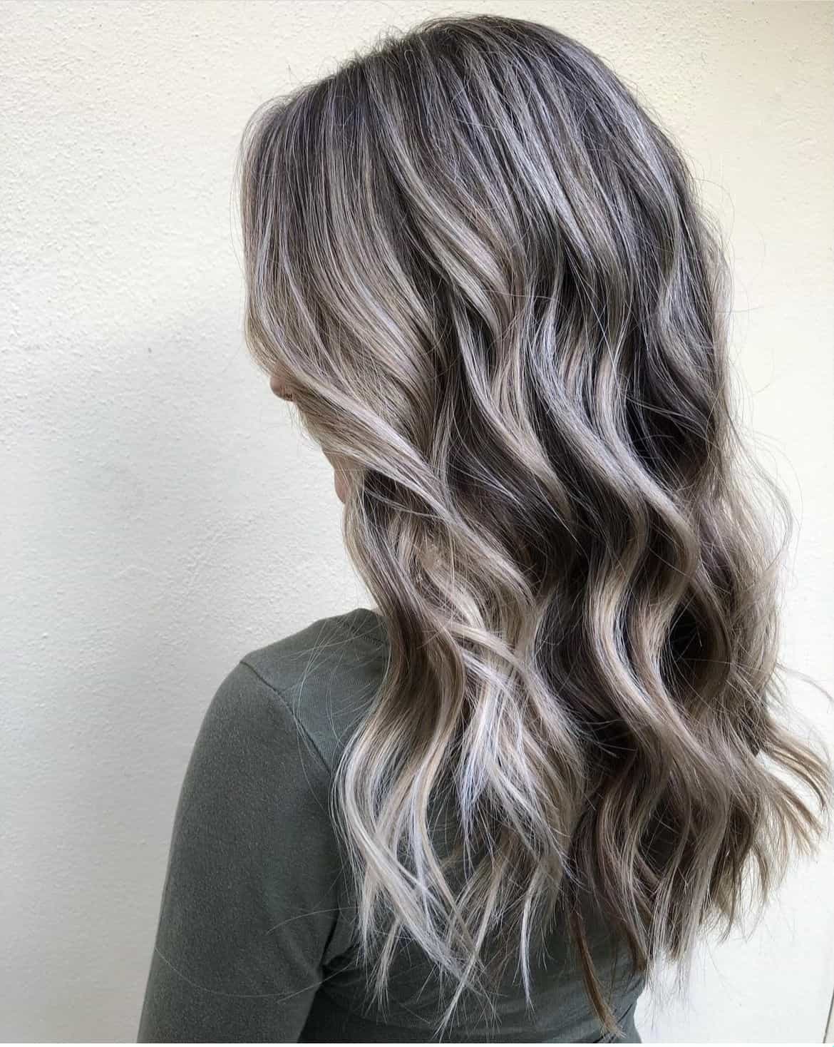 Long Layers With Contrasting Gray Long Layers With Contrasting Gray — Classy Gray Blending Hair