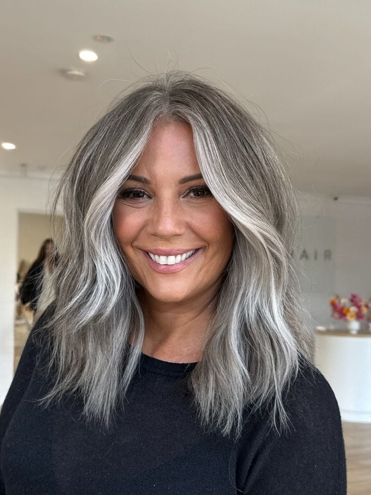 Collarbone Lob With Curtain Bangs Collarbone Lob With Curtain Bangs — Classy Gray Blending Hair