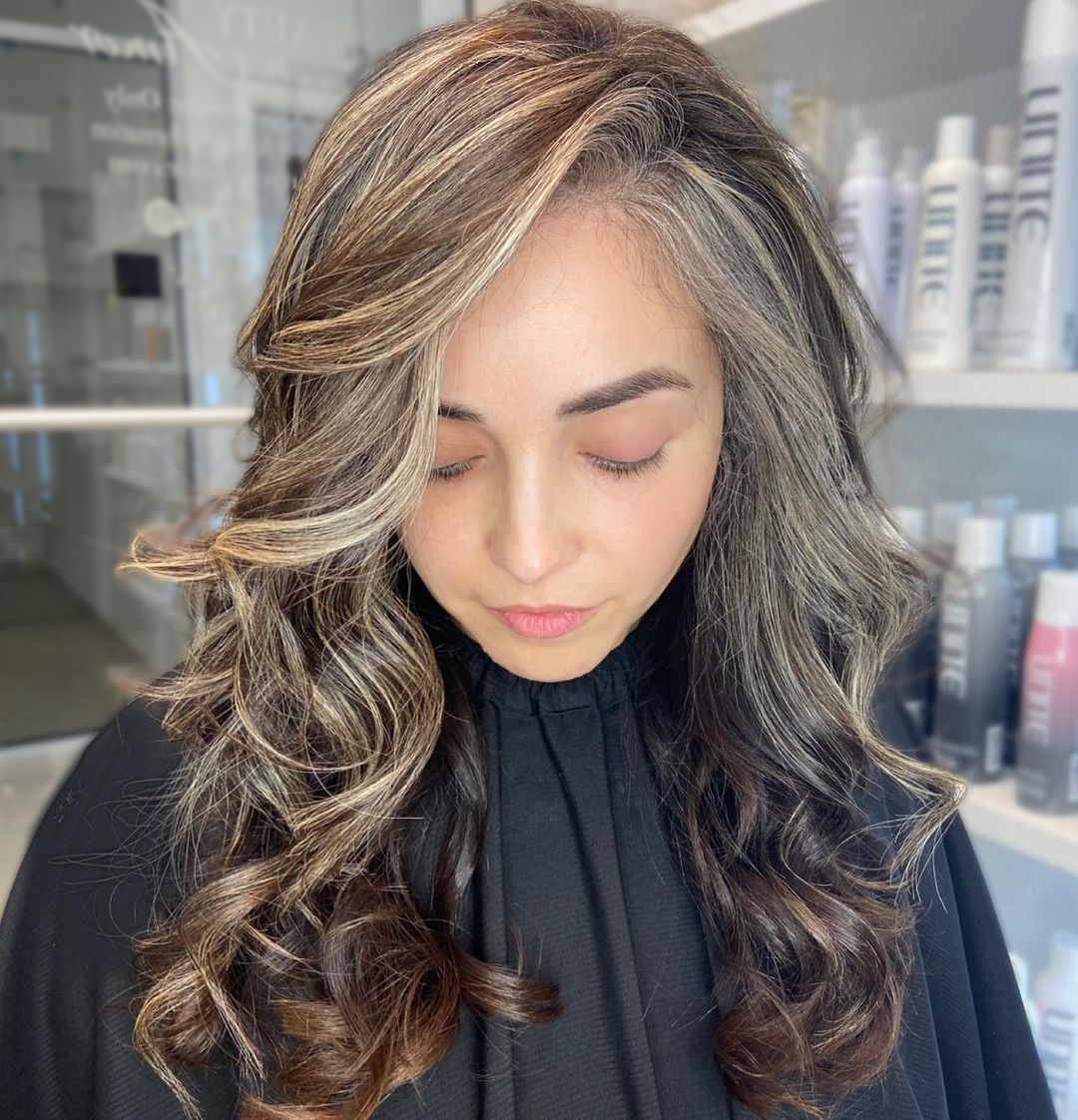 Collarbone Layers With Gray Blonde Curled — Classy Gray Blending Hair Dark Brown