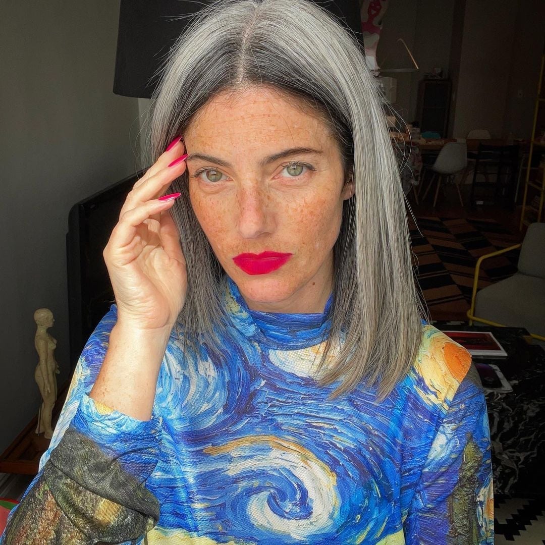 Natural Gray Mid-Back Length Hair Natural Gray Mid-Back Length Hair — Classy Grey Blending Highlights