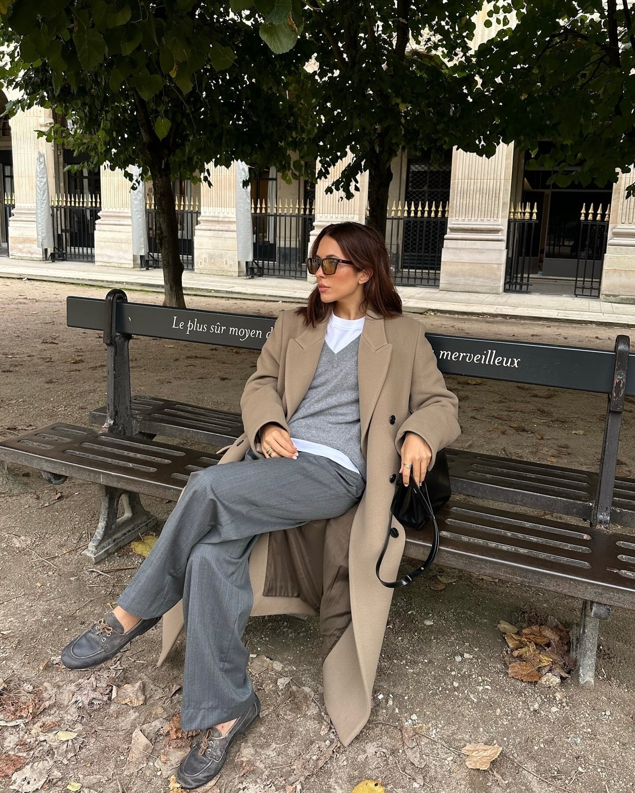 These 6 Shoe Colour Trends Make Grey Outfits Look Chicest | Who What Wear