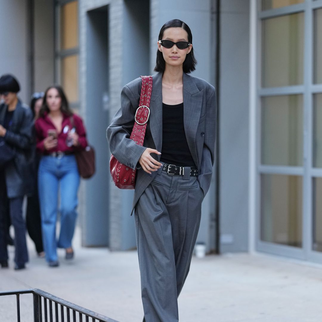 Monochromatic Gray Suit with Black Accessories — Classy Grey Pants Outfits