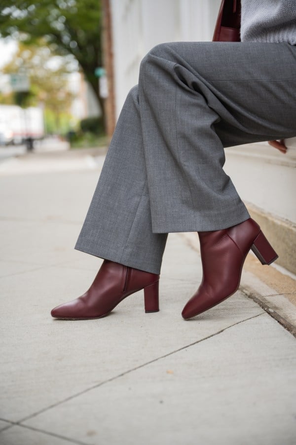 Gray Wide-Leg Trousers with Knit Sweater and Boots — Classy Grey Pants Outfits