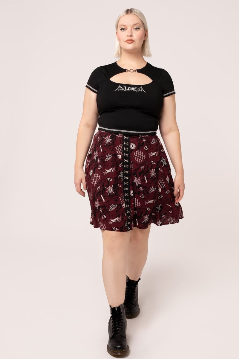 Cut-Out Top With Patterned Skirt — Classy Grunge Style