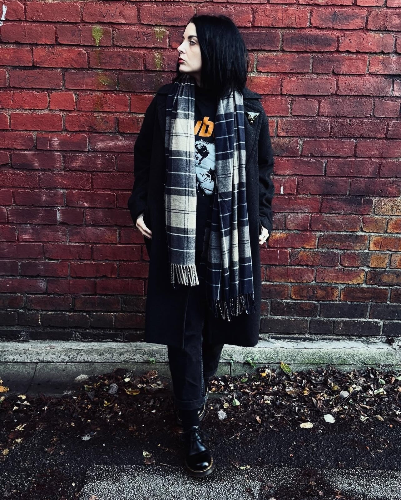 Long Coat With Graphic Tee and Plaid Scarf — Classy Grunge Style