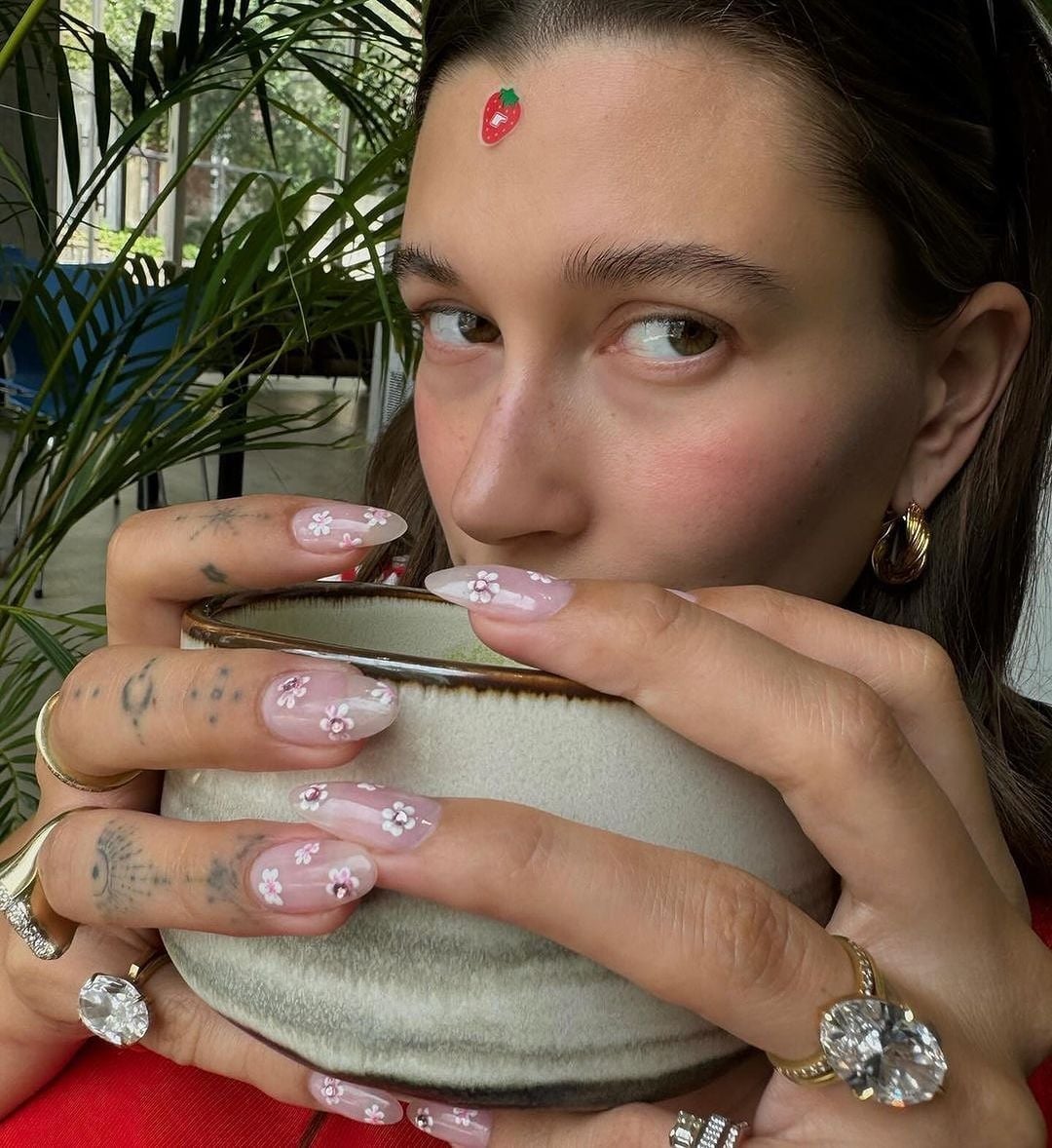 Floral Art Short Almond Pink Nails — Classy Hailey Bieber Nails