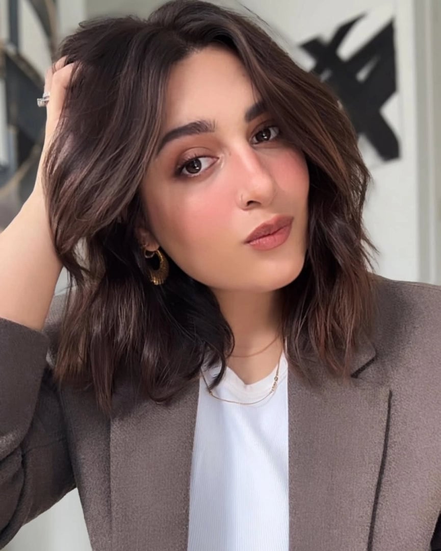 Collarbone Layers Dark Brown With Curtain Bangs — Classy Hair Haircuts