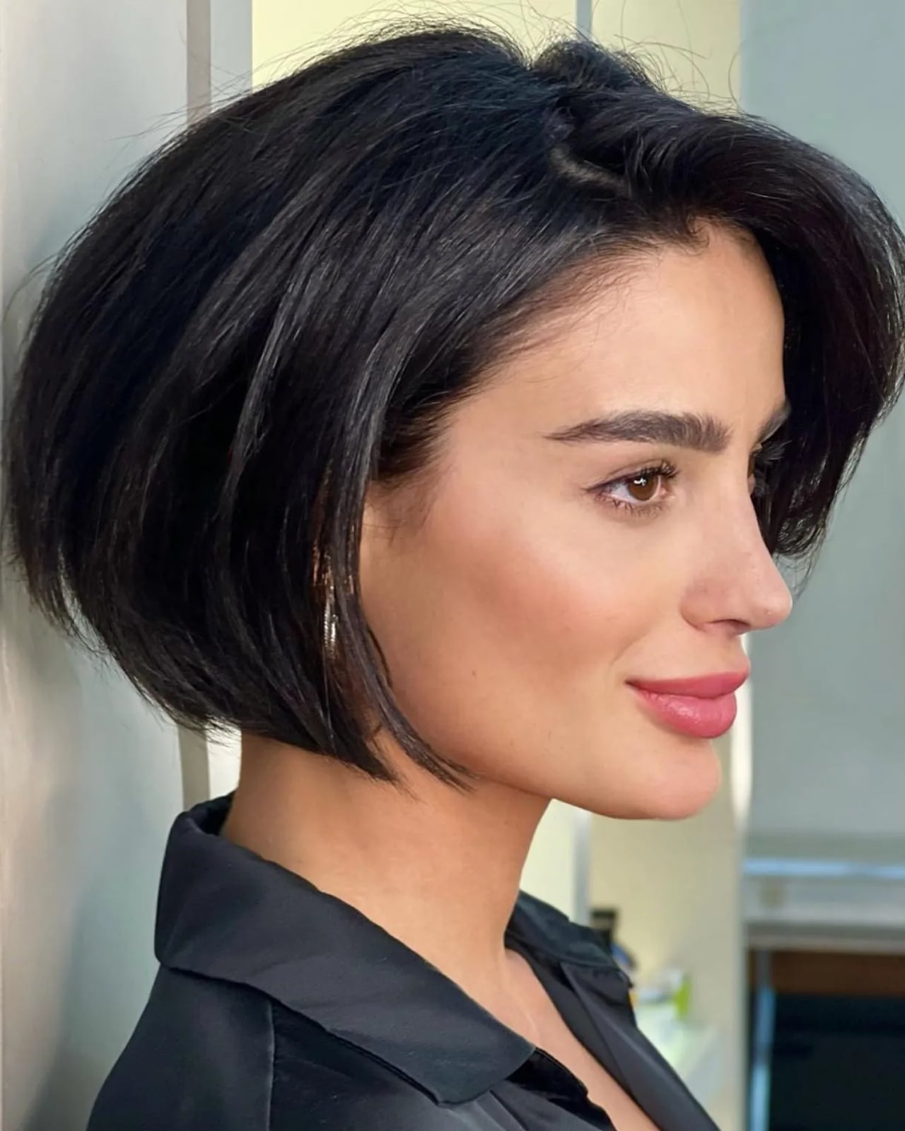 Polished Black Blunt Bob — Classy Hair Trends for Women
