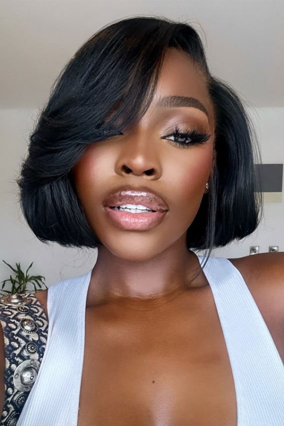 Black Blunt Bob With Side-Swept Fringe — Classy Hair Trends for Women