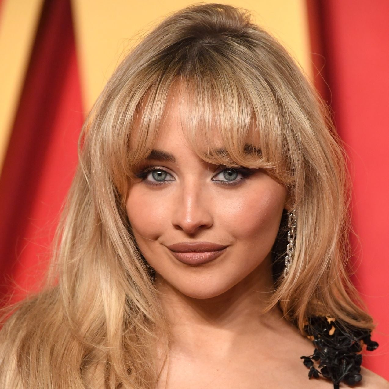 Shoulder Length Ash Blonde With Curtain Bangs — Classy Haircuts for Round Face