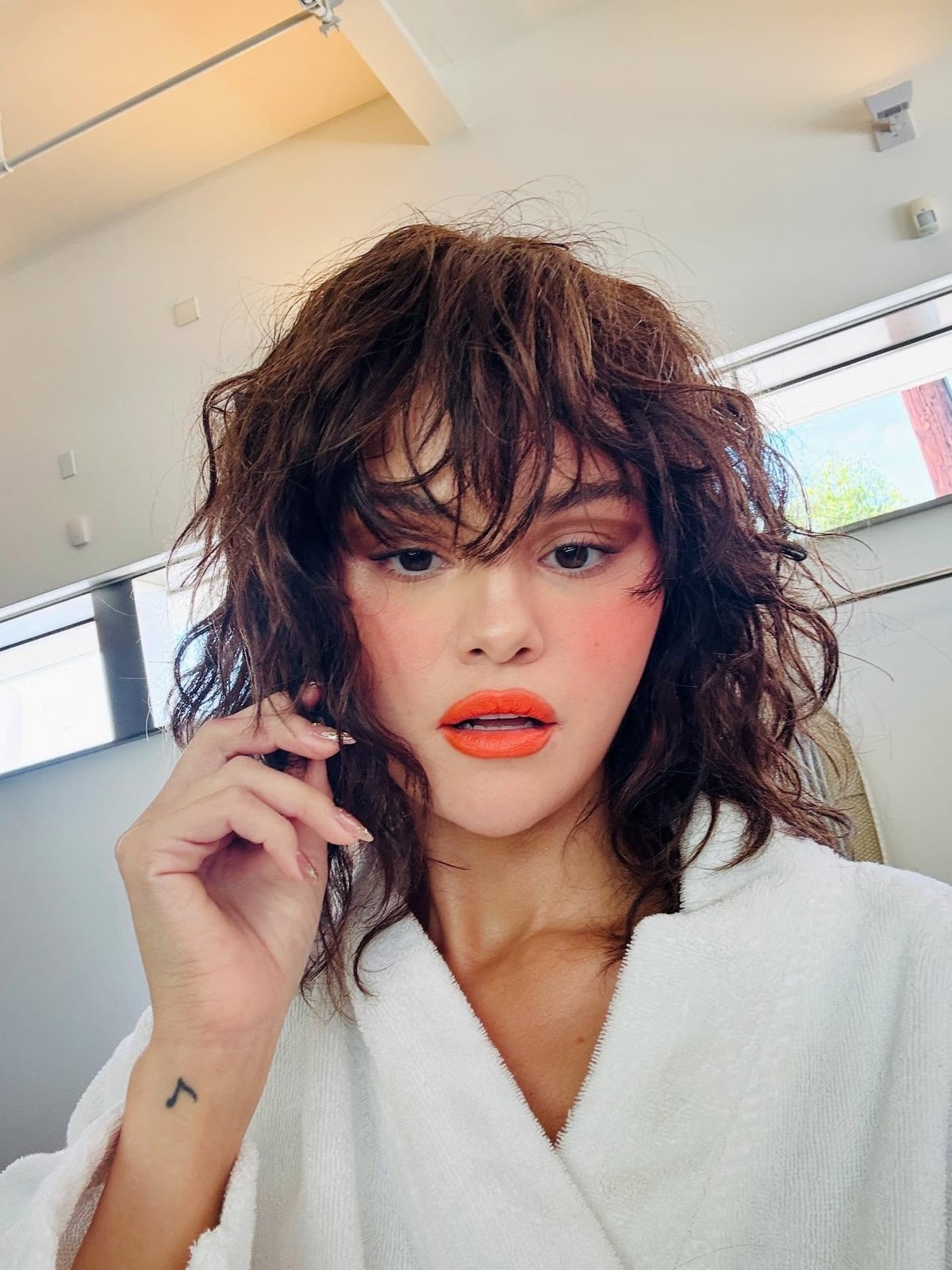 Dark Brown Bob With Soft Waves — Classy Haircuts for Round Face