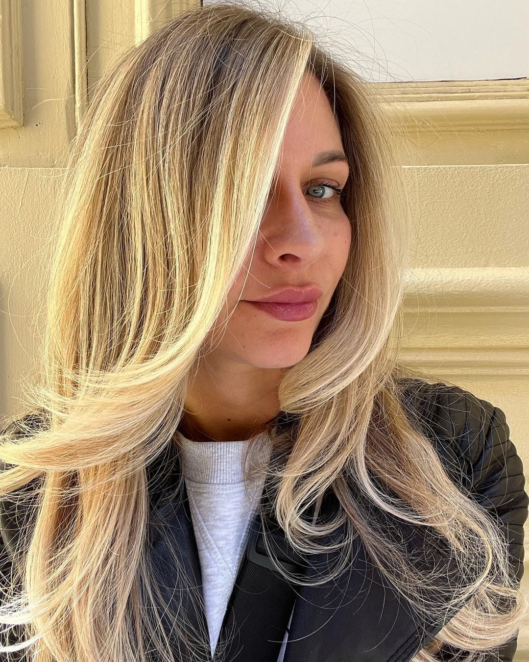 Shoulder Length Long Layers With Volume Shoulder Length Long Layers With Volume — Classy Haircuts for Thick Hair