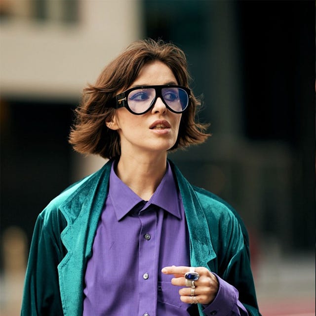 Sharp Chin Length Bob With Straight Finish Sharp Chin Length Bob With Straight Finish — Classy Haircuts for Thick Hair