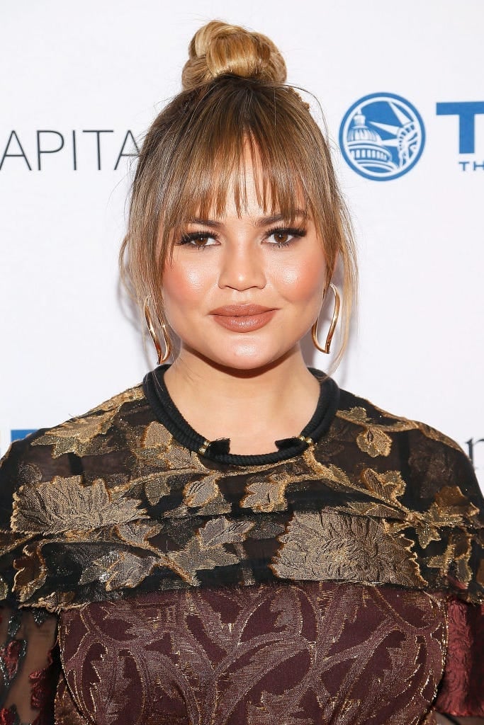 Collarbone Blonde Layers With Curtain Bangs, Wavy Collarbone Blonde Layers With Curtain Bangs, Wavy — Classy Hairstyles for Round Face