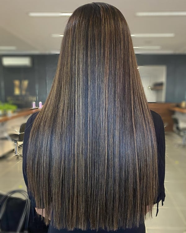 Mid-Back Dark Brown With Uniform Subtle Blonde Highlights, Straight Mid-Back Dark Brown With Uniform Subtle Blonde Highlights, Straight — Classy Highlights on Dark Brown