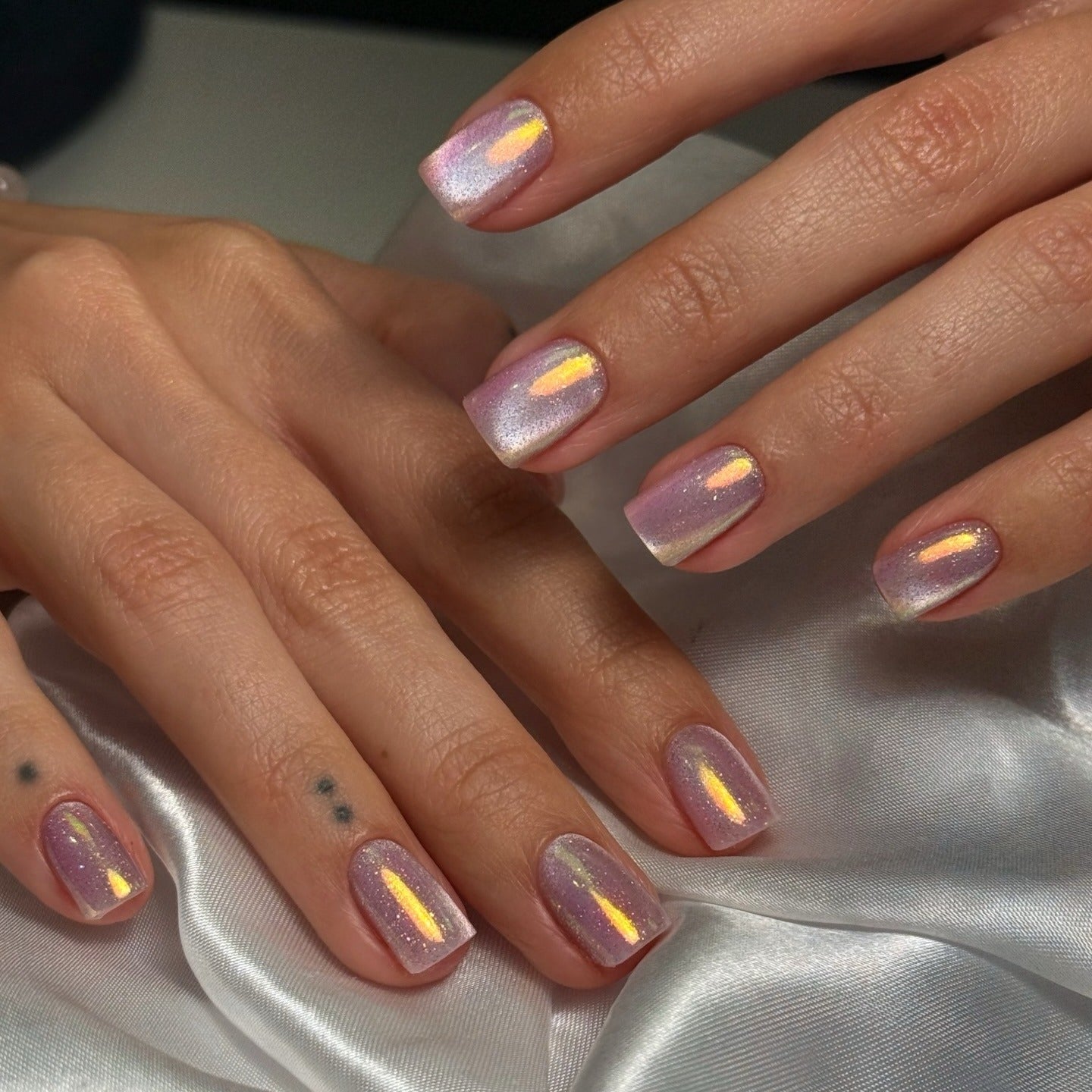 Short Oval Pale Pink Holographic Shimmer Short Oval Pale Pink Holographic Shimmer — Classy Holographic Nails