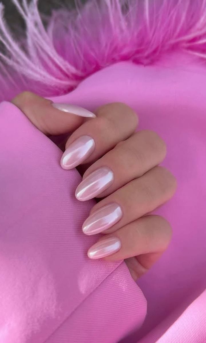 Short Almond Milky Pink Pearlescent Short Almond Milky Pink Pearlescent — Classy Holographic Nails