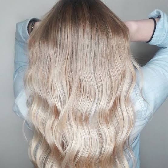 Mid-Back Ash Blonde With Lowlights Mid-Back Ash Blonde With Lowlights — Classy Honey Blonde