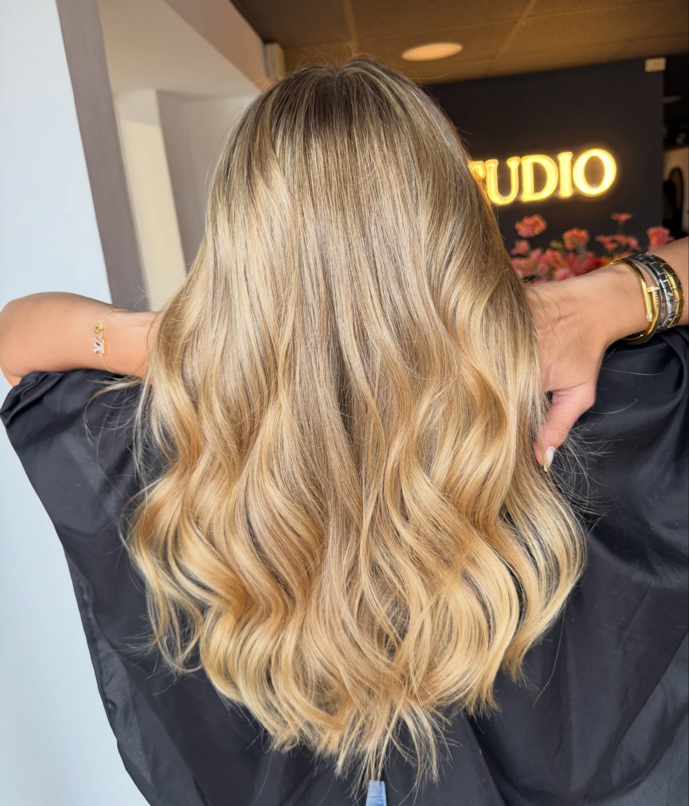 Back View Mid-Back Blonde With Honey Highlights — Classy Honey Blonde Highlights