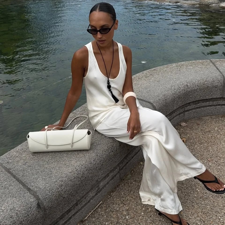 Silk Tank and Wide Leg Trousers for Evening Silk Tank and Wide Leg Trousers for Evening — Classy Hot Weather Outfits