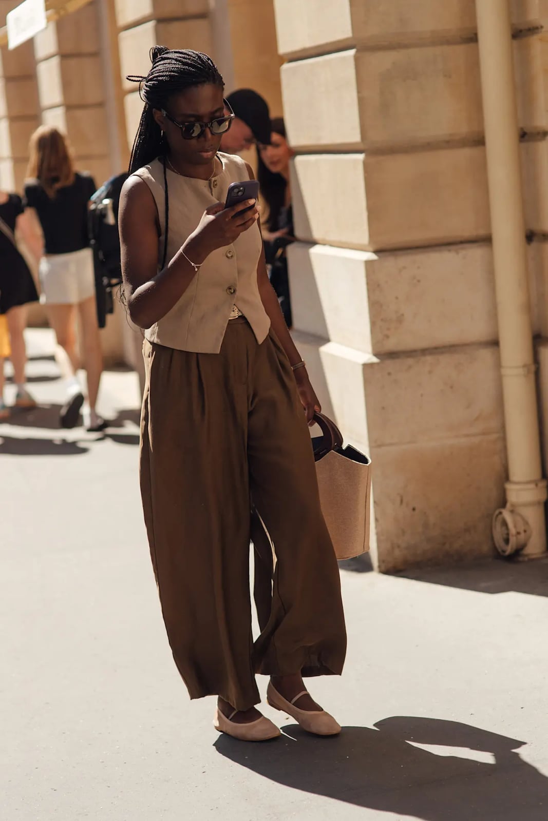 Linen Vest Top and Wide Leg Trousers Linen Vest Top and Wide Leg Trousers — Classy Hot Weather Outfits