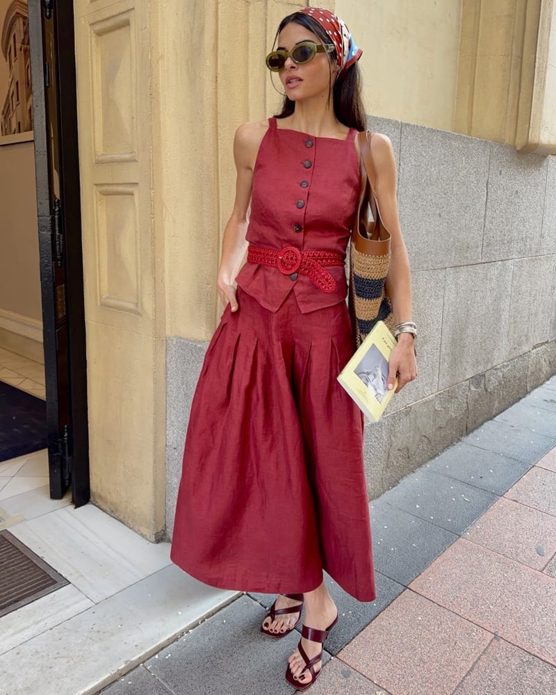 Deep Red Linen-Like Set with Headscarf — Classy Italian Style