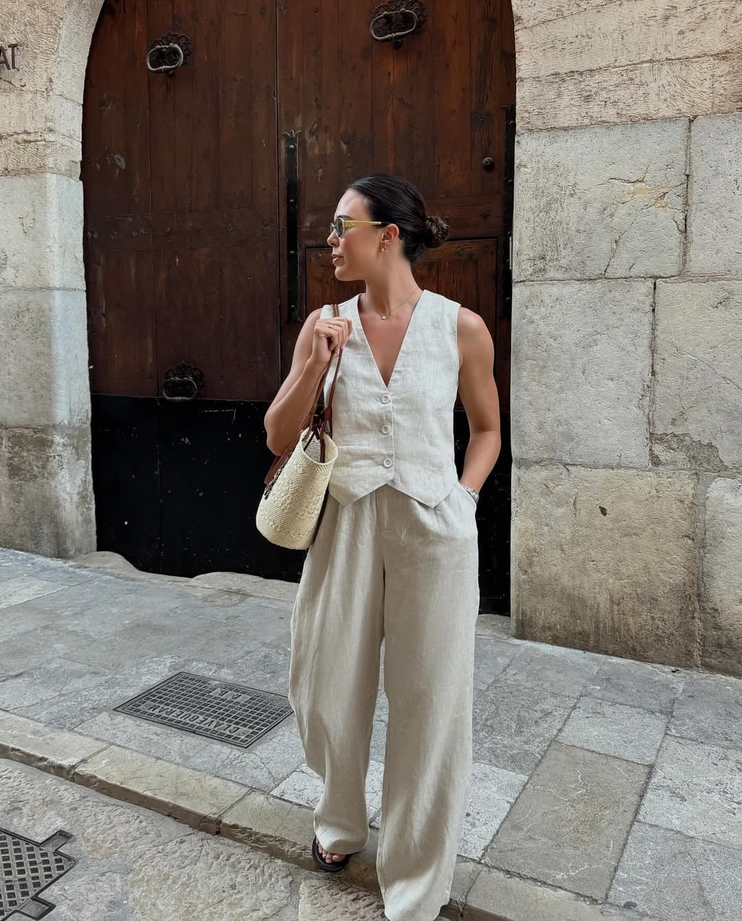 Cream Linen Vest and Wide-Leg Trousers Set — Classy Italian Style