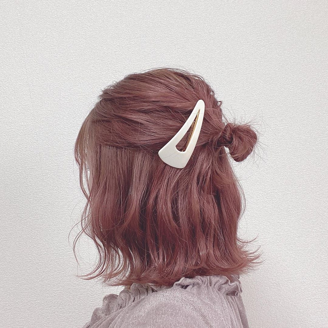 Collarbone Bob In Rose Brown With Low Bun Collarbone Bob In Rose Brown With Low Bun — Classy Japan Hairstyles
