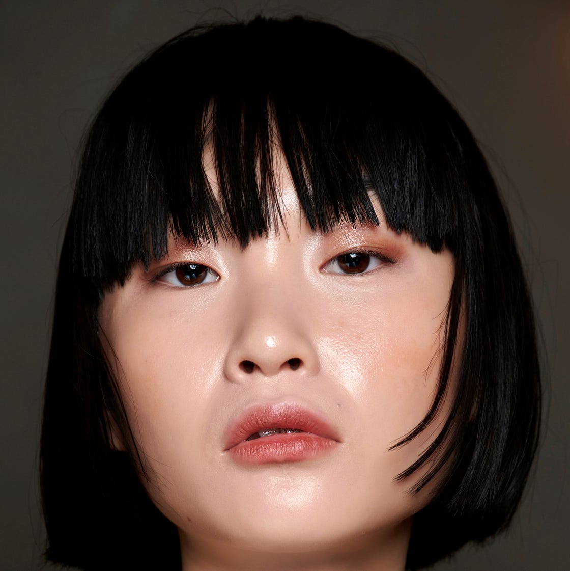 Sleek Chin Length Black Bob With Blunt Bangs Sleek Chin Length Black Bob With Blunt Bangs — Classy Japanese Hairstyles