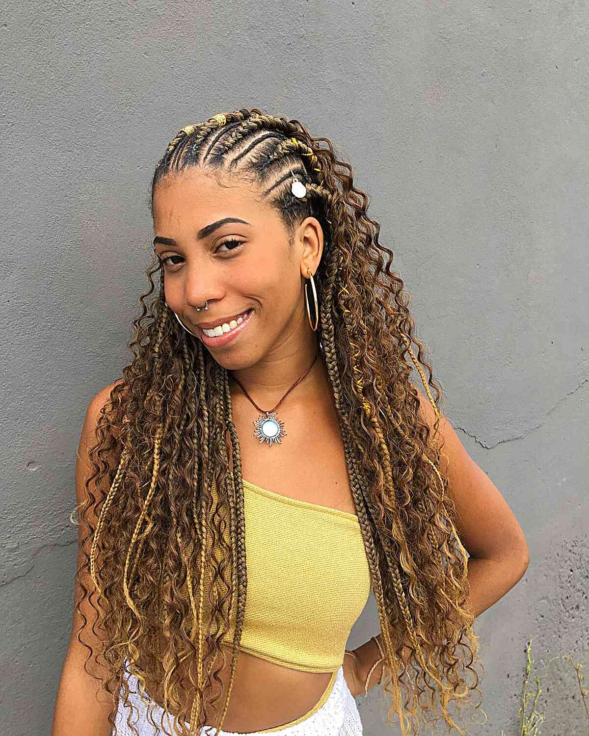 Mid-Back Brown Knotless Braids With Curls Mid-Back Brown Knotless Braids With Curls — Classy Knotless Hairstyles