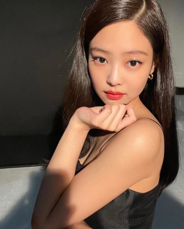 Fine Straight Mid-Back With Subtle Layers — Classy Korean Hair