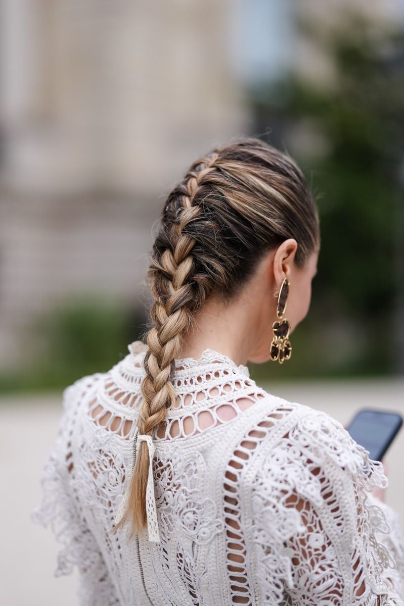 Dark Blonde Dutch Braid With Highlights — Classy Latina Hairstyles