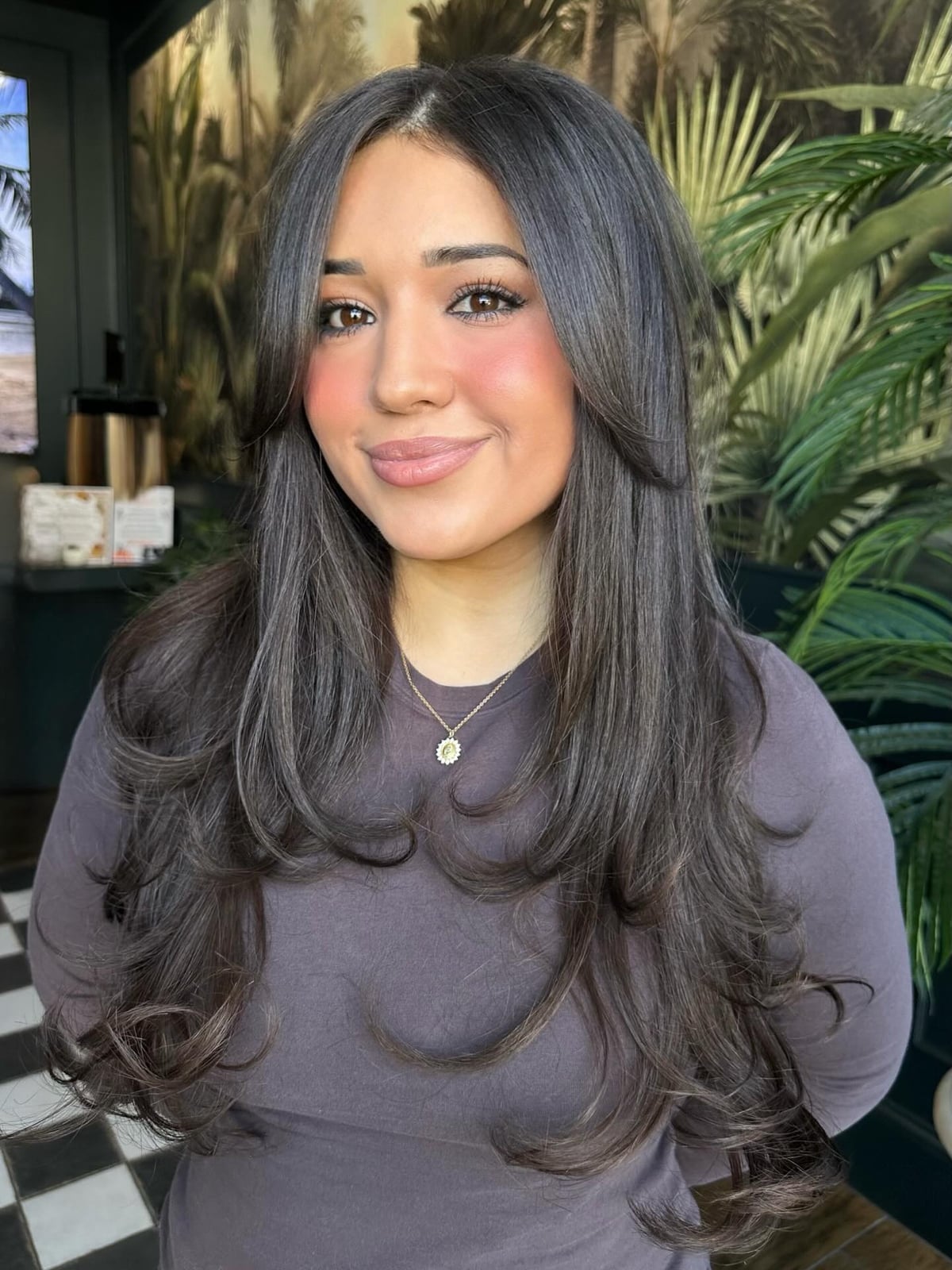 Long Layers With Curtain Bangs Blowout, Mid-Back — Classy Latina Hairstyles