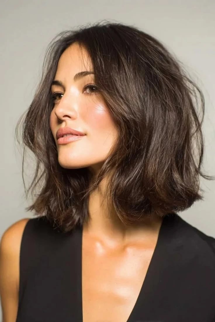 Textured Ends Layered Bob Dark Brown Textured Ends Layered Bob Dark Brown — Classy Layered Haircuts for Medium Hair