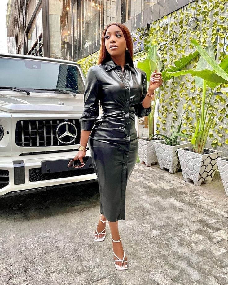 Button-Down Midi Dress With Ruched Waist — Classy Leather Outfits