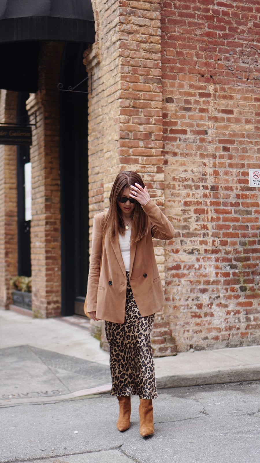 Leopard Satin Midi Skirt With Blazer And T-Shirt Leopard Satin Midi Skirt With Blazer And T-Shirt — Classy Leopard Outfits