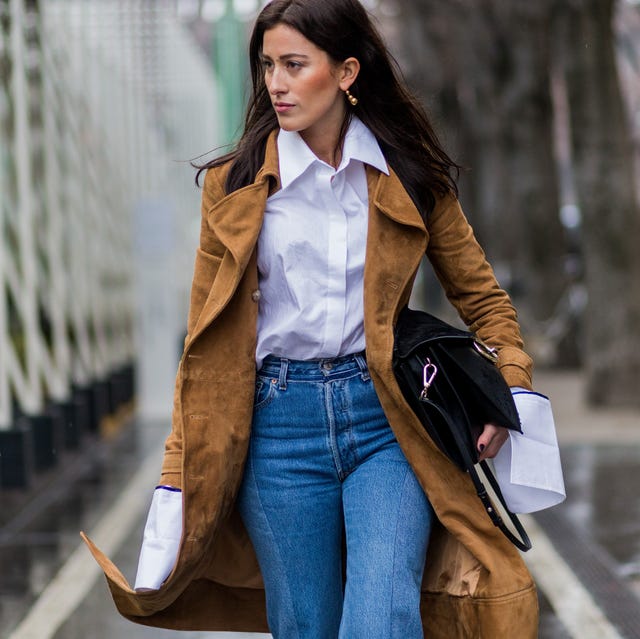 Casual Styling with Light Blue Straight Leg Jeans and Suede Trench Casual Styling with Light Blue Straight Leg Jeans and Suede Trench — Classy Light Blue Jeans Outfits