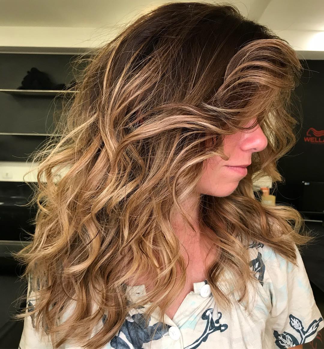 Honey Blonde Balayage Loose Waves, Mid-Back Honey Blonde Balayage Loose Waves, Mid-Back — Classy Long Haircuts