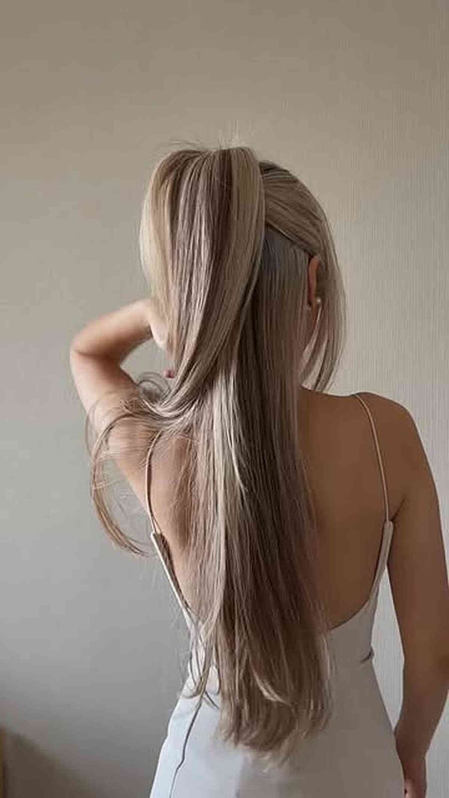 Ash Blonde Fine Hair Straightened, Mid-Back Ash Blonde Fine Hair Straightened, Mid-Back — Classy Long Haircuts