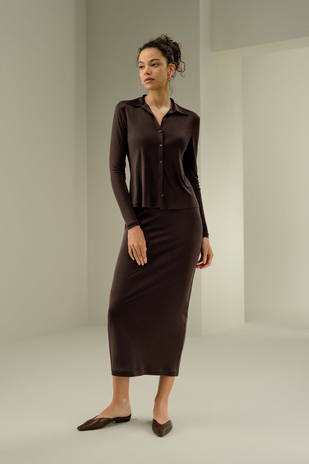 Dark Brown Knit Pencil Skirt and Collared Shirt Matching Set — Classy Long Skirt Outfits
