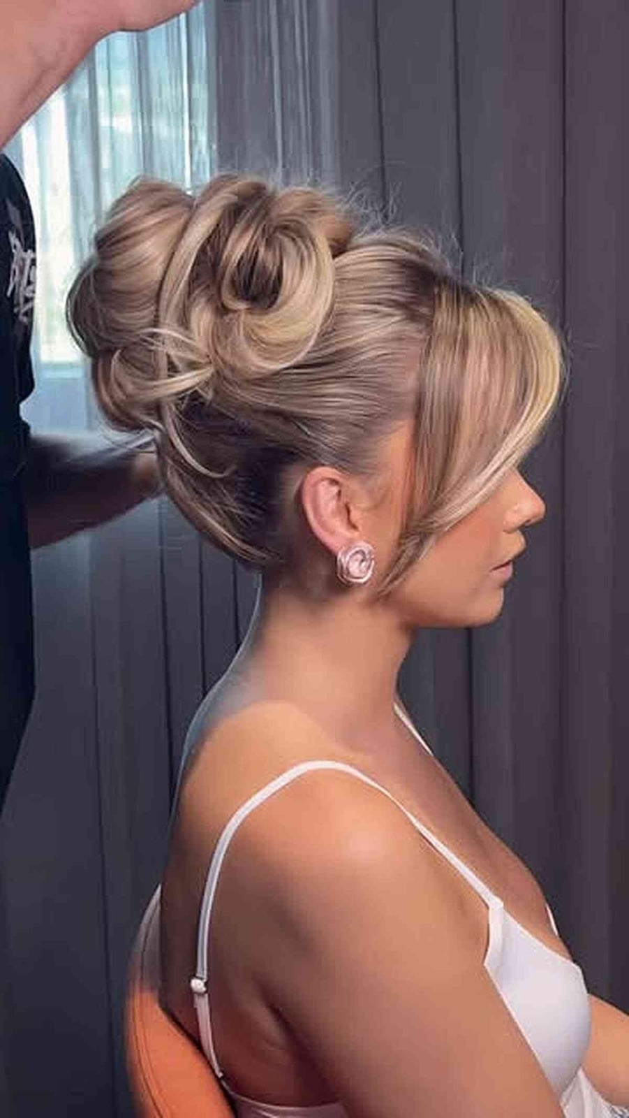 Ash Blonde Voluminous Updo With Curtain Bangs Ash Blonde Voluminous Updo With Curtain Bangs — Classy Loose Updo